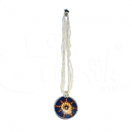 Collana di perline bianche con ciondolo dipinto sole concept 2